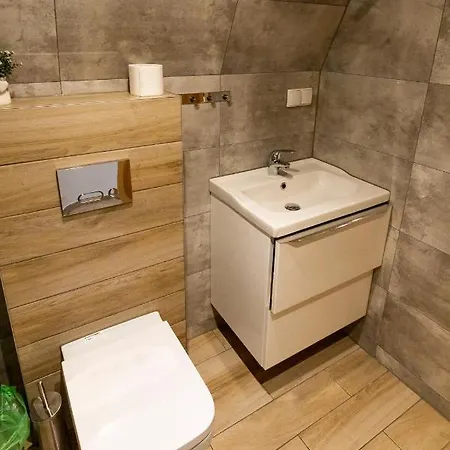 Z Bali - Jacuzzi Sauny Grota Solna-teznia Поронин