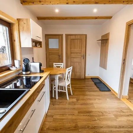 Apartment Z Bali - Jacuzzi Sauny Grota Solna-teznia Poronin