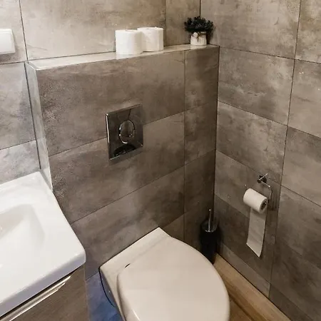Z Bali - Jacuzzi Sauny Grota Solna-teznia * Поронин